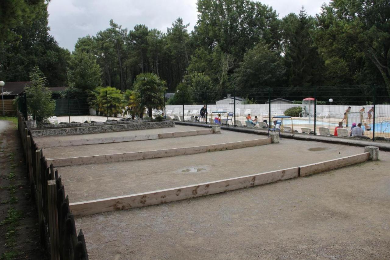 Camping La Dune Blanche Camiers Exterior photo